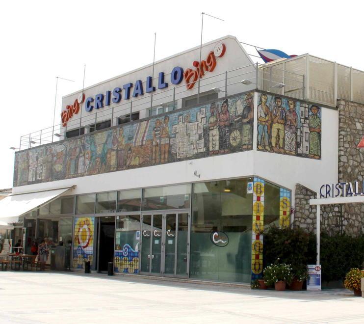 Colpo alla Sala Bingo, il rapinatore con la pistola è un cliente abituale