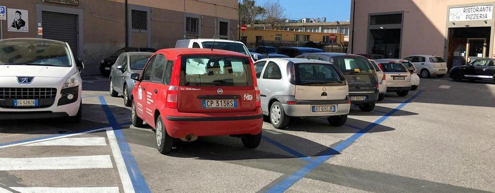 Partono in Venezia 332 nuovi stalli blu Cambiano tariffe e orari per la sosta 