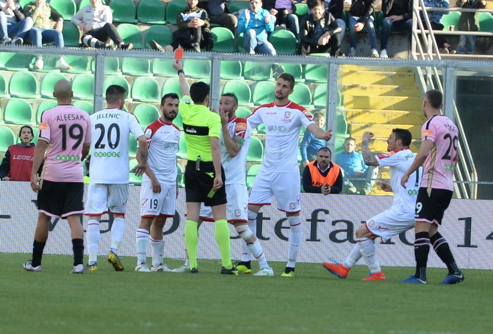Un Carpi dai tre volti schiacciato dal Palermo 