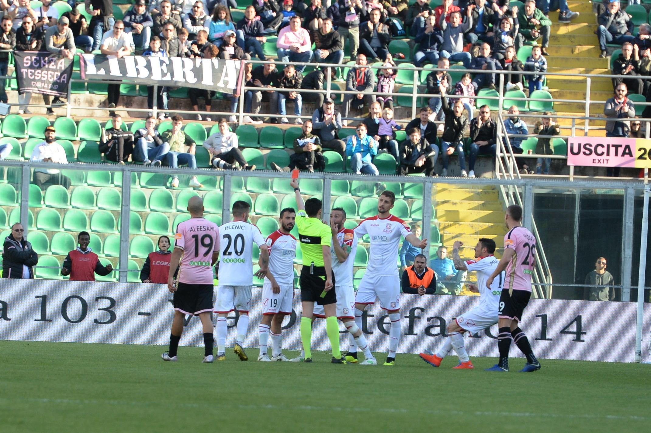 Carpi calcio, nuovi guai per i giocatori 