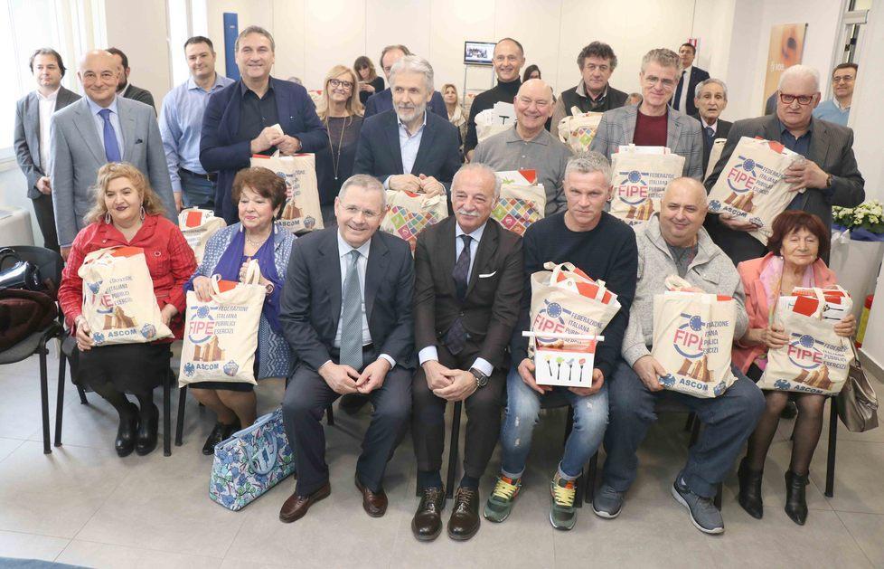 Giochiamo a Rimpiattino per non buttare il cibo 
