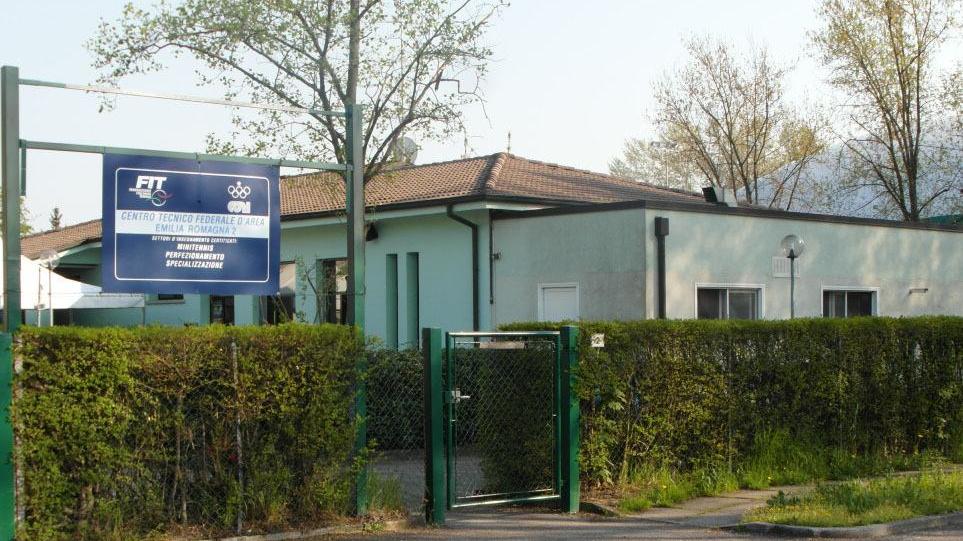 Ladri al circolo tennis, spariscono il pc e 500 euro