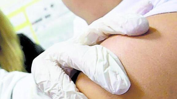 Vaccini, 27 bimbi verso la sospensione: il Comune invia le lettere alle famiglie