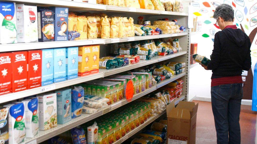 Emporio solidale, boom di aiuti oltre 230 le famiglie sostenute 