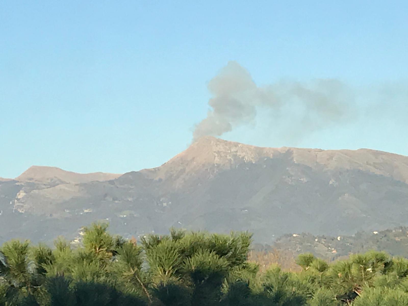 Domato l'incendio sul monte Prana