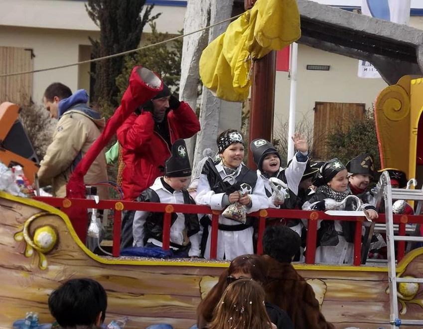 Domenica sfilano i carri dei Ragazzi di Solignano
