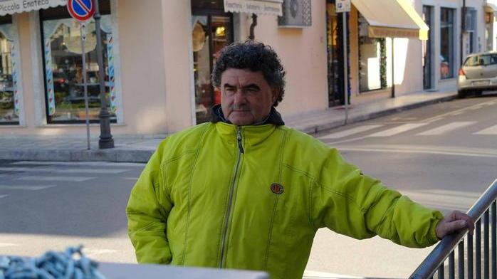 Dovrà pagare oltre 2.500 euro per vendita abusiva di 35 pesche