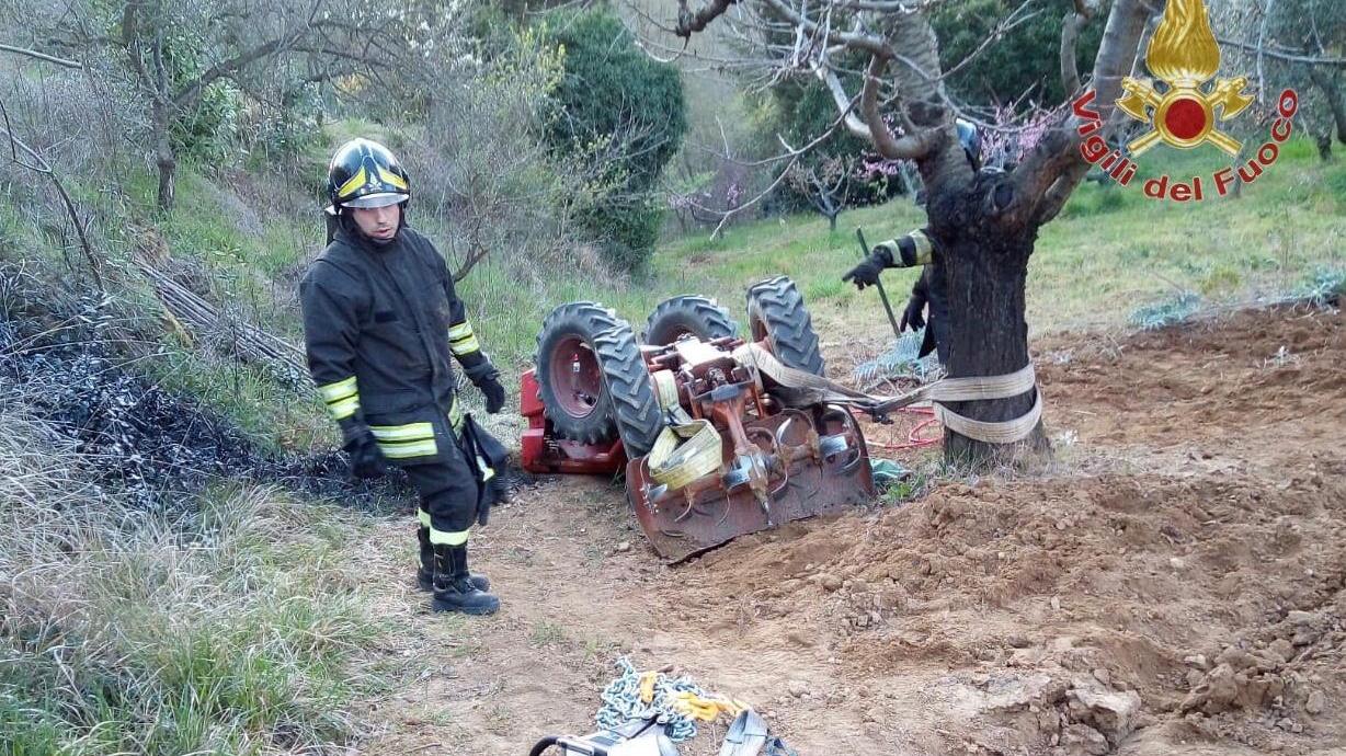 I vigili del fuoco sul luogo della tragedia