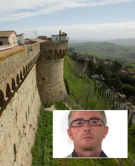 Pluriomicida evade da Volterra grazie al permesso premio 