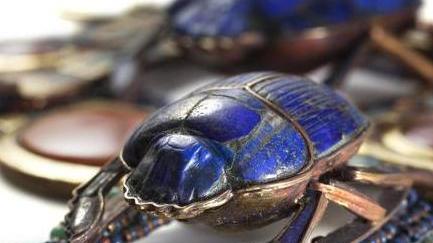 Tutankhamon a Parigi con i suoi misteri e il fantastico tesoro