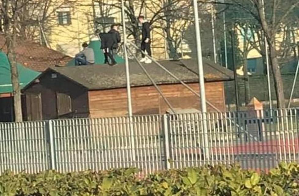 Sul tetto del centro sportivo
