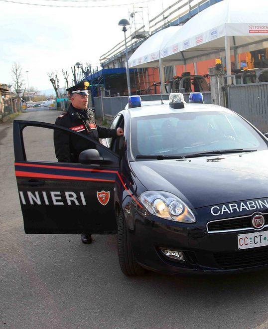 «Travolta da un’auto pirata» Ma era caduta davanti a casa 