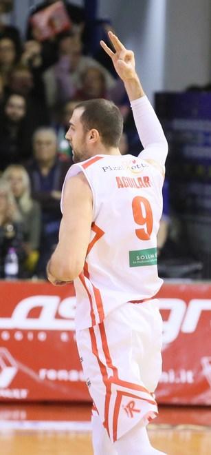La Grissin Bon si gioca un pezzo di salvezza nell’inferno rovente del palasport di Pistoia 