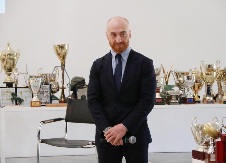 Asta nazionale al Pecci coi trofei di Jury Chechi: i soldi per salvare la palestra Etruria