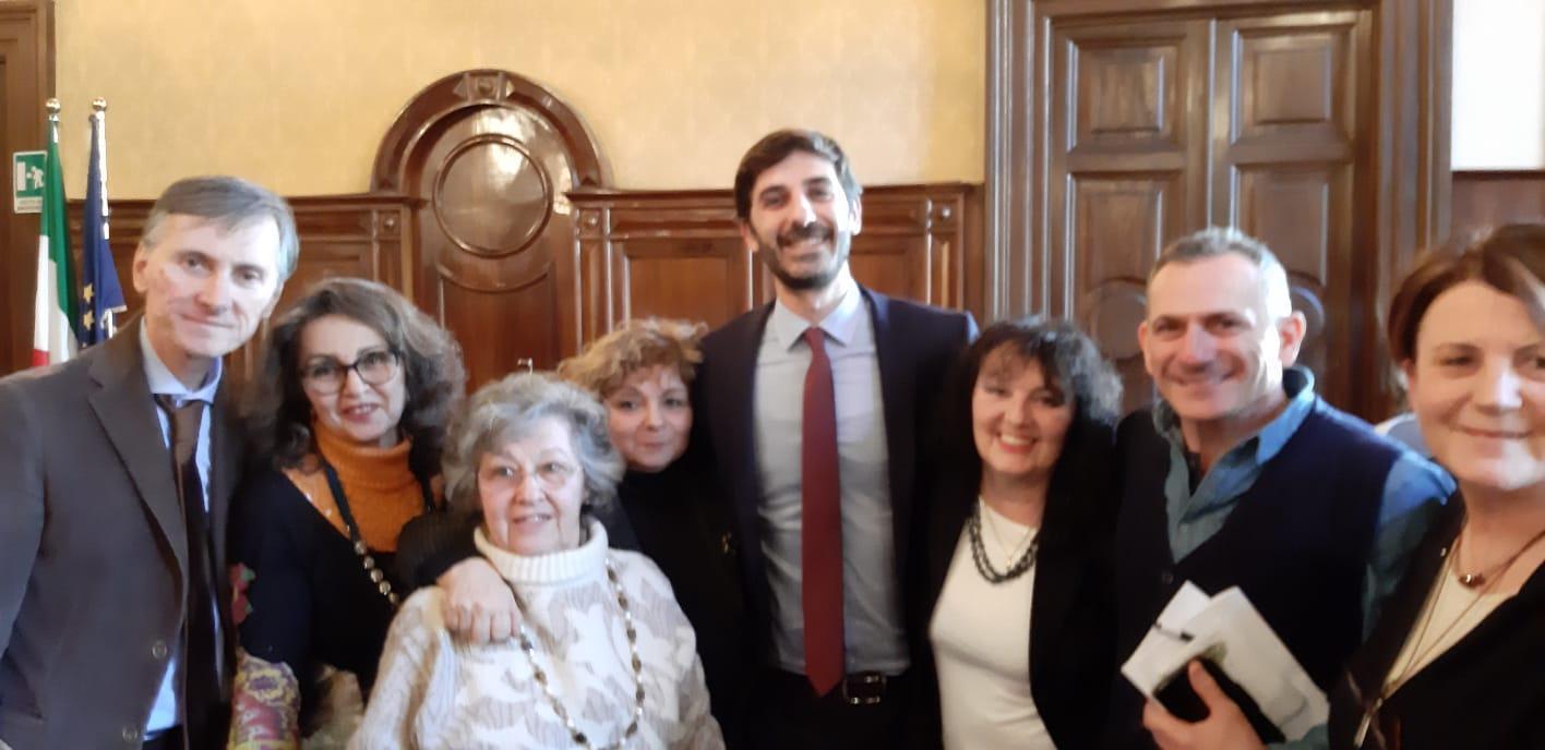 Il sottosegretario al Mef, Alessio Villarosa, con gli azzerati Carife