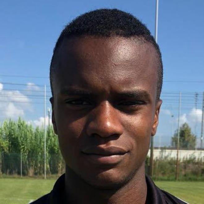 Il bomber trascina i compagni