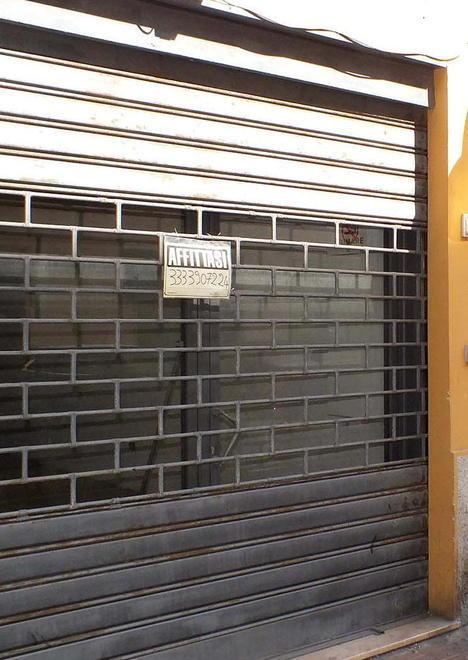 Affitti troppo alti, tasse e burocrazia E il commercio abbassa le serrande 