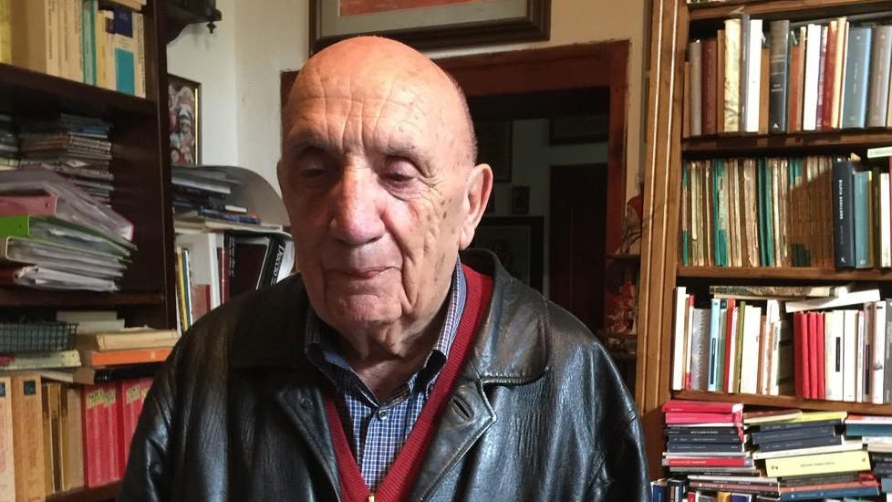 Addio a Tonelli, foto sbagliata