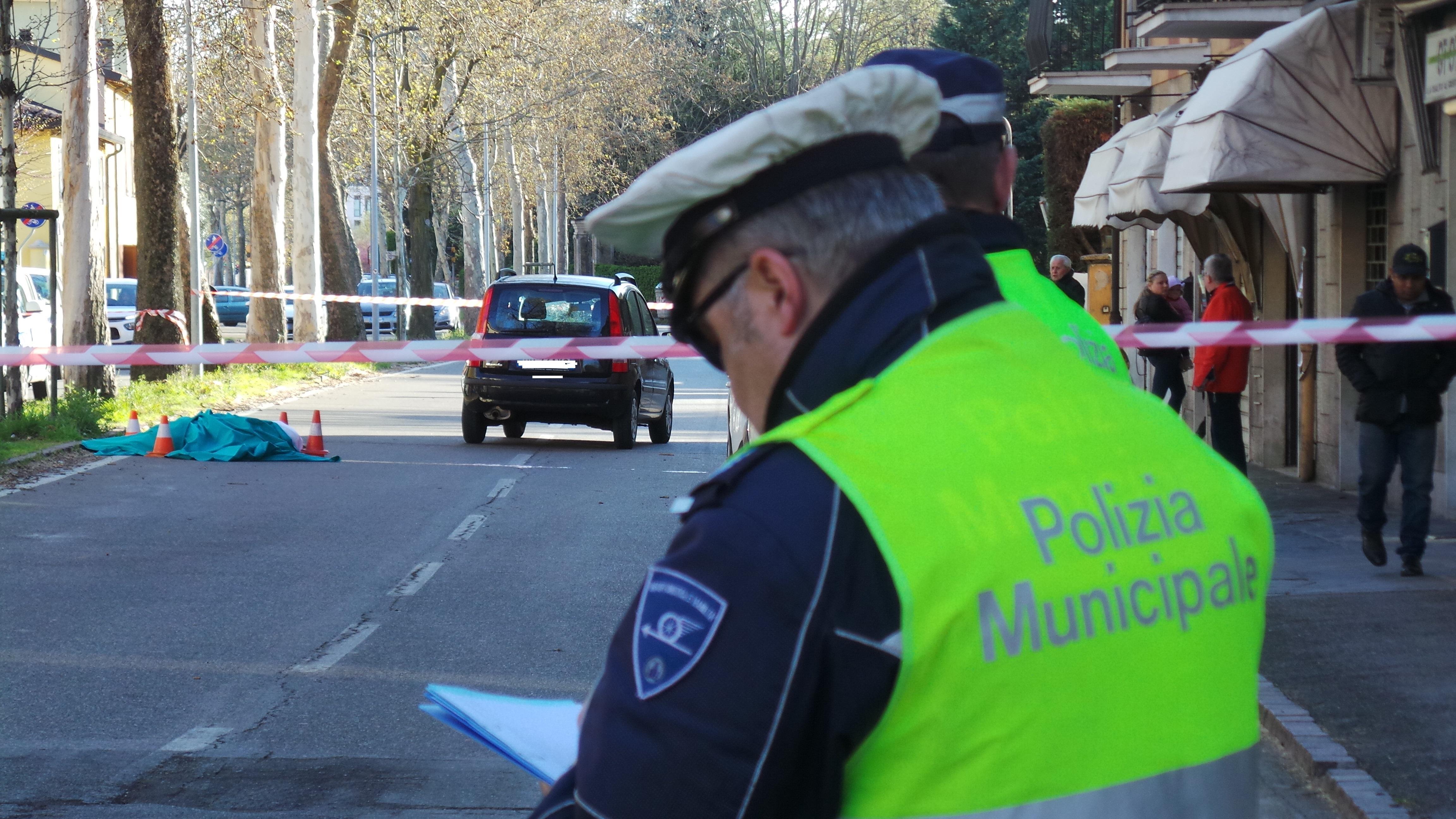 Modena, pedone investito e ucciso in strada Formigina
