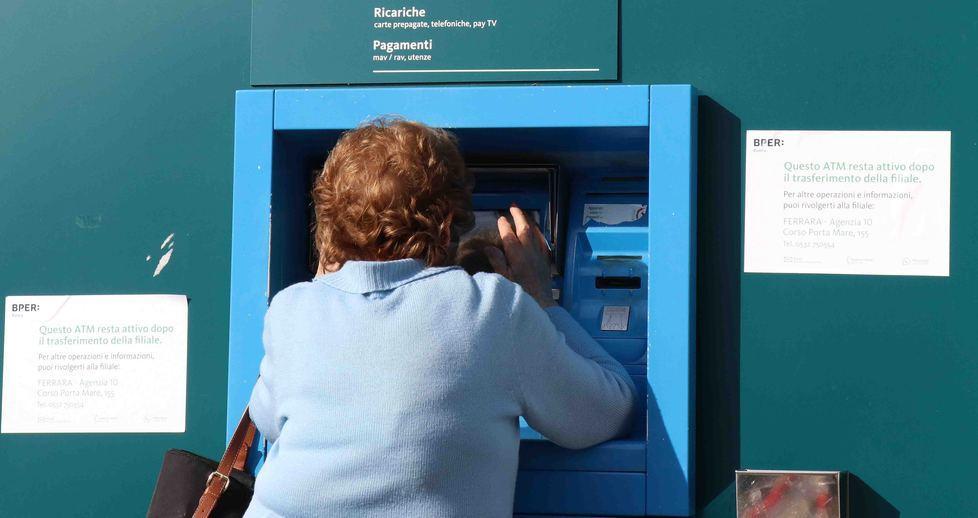 Bper, chiuso il bancomat