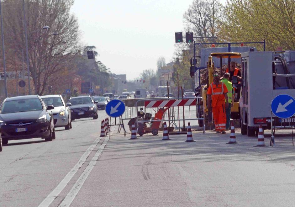 Fuga di gas in strada