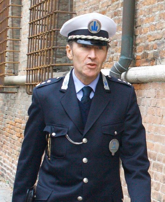 Cortile della pinacoteca Posti alle auto dei vigili