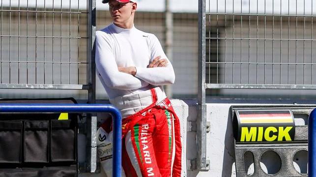 La Ferrari per il riscatto, test con la Rossa per Schumi Jr