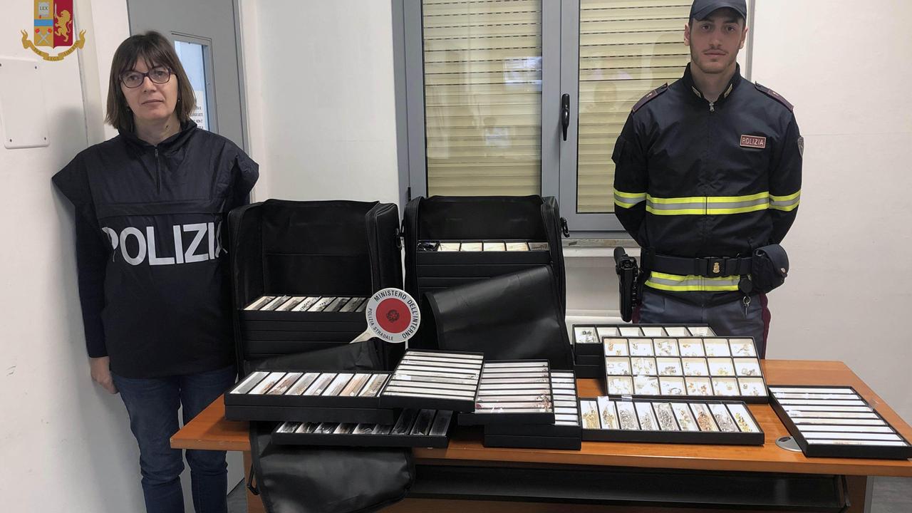 I preziosi recuperati dalla Polstrada di Pistoia