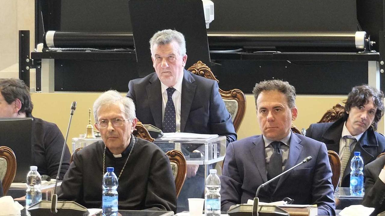 L’arcivescovo bacchetta Conti e la Lega: «La moschea va fatta per il bene comune»