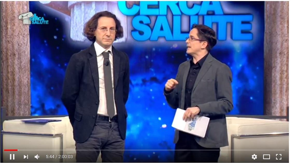 Adriano Panzironi, a sinistra, durante una trasmissione
