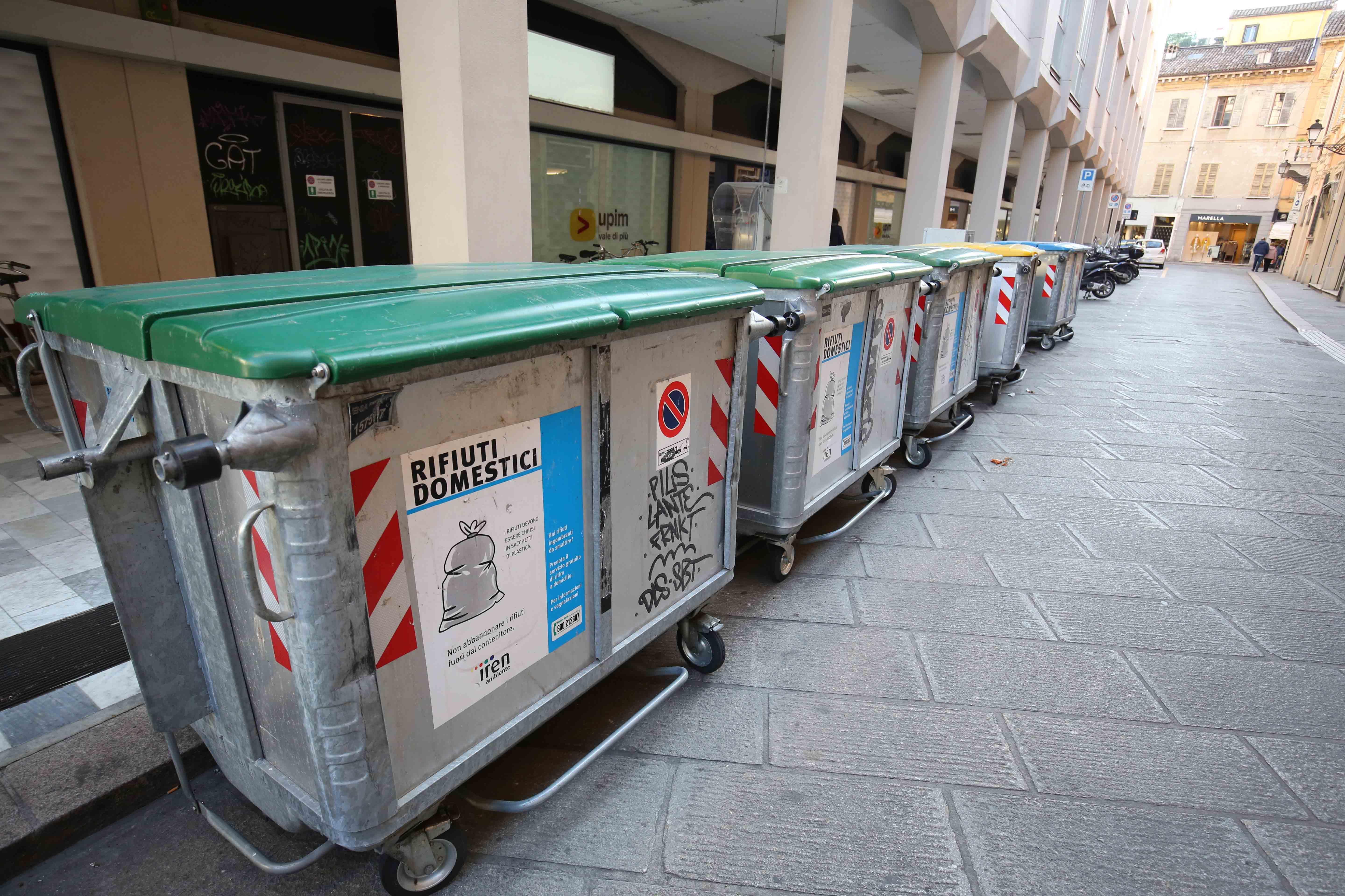 Rifiuti, la differenziata a Reggio Emilia sale all'80%