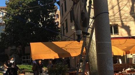 Il Comitato contro l’equilibrista in piazza