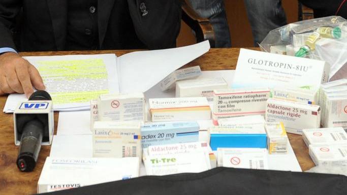 Giro di anabolizzanti in palestra la prescrizione “assolve” tutti