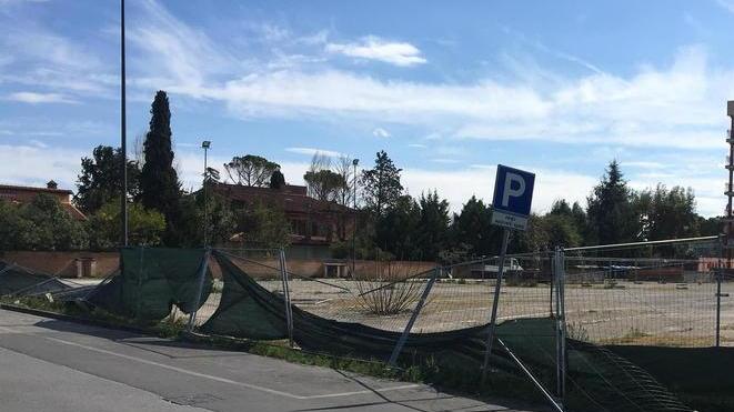 Quella recinzione è pericolosa e insicura