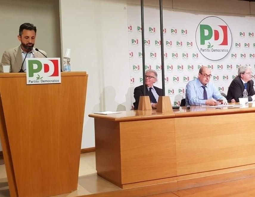 Il segretario Costa apre a Roma i lavori della direzione Pd 