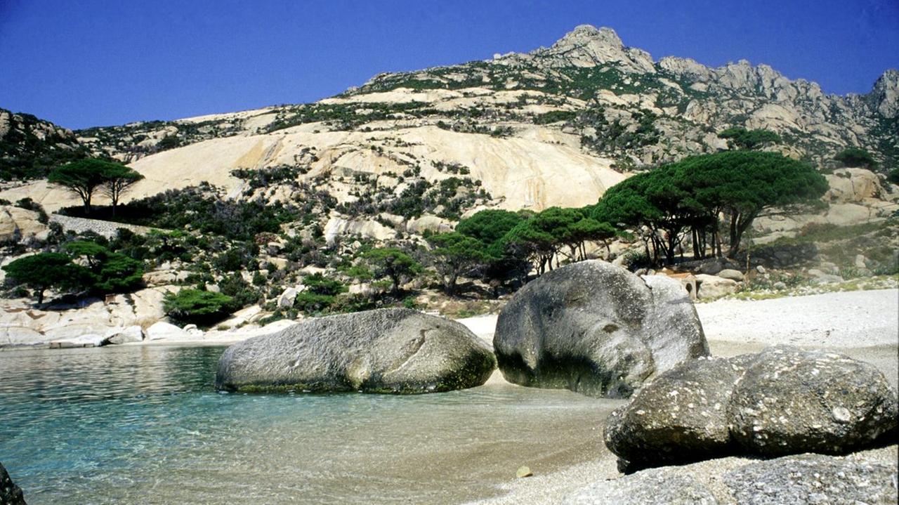 Uno scorcio dell'isola (foto archivio PNAT)