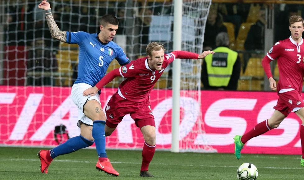 Gianluca Mancini, di Montopoli, con la maglia azzurra della Nazionale