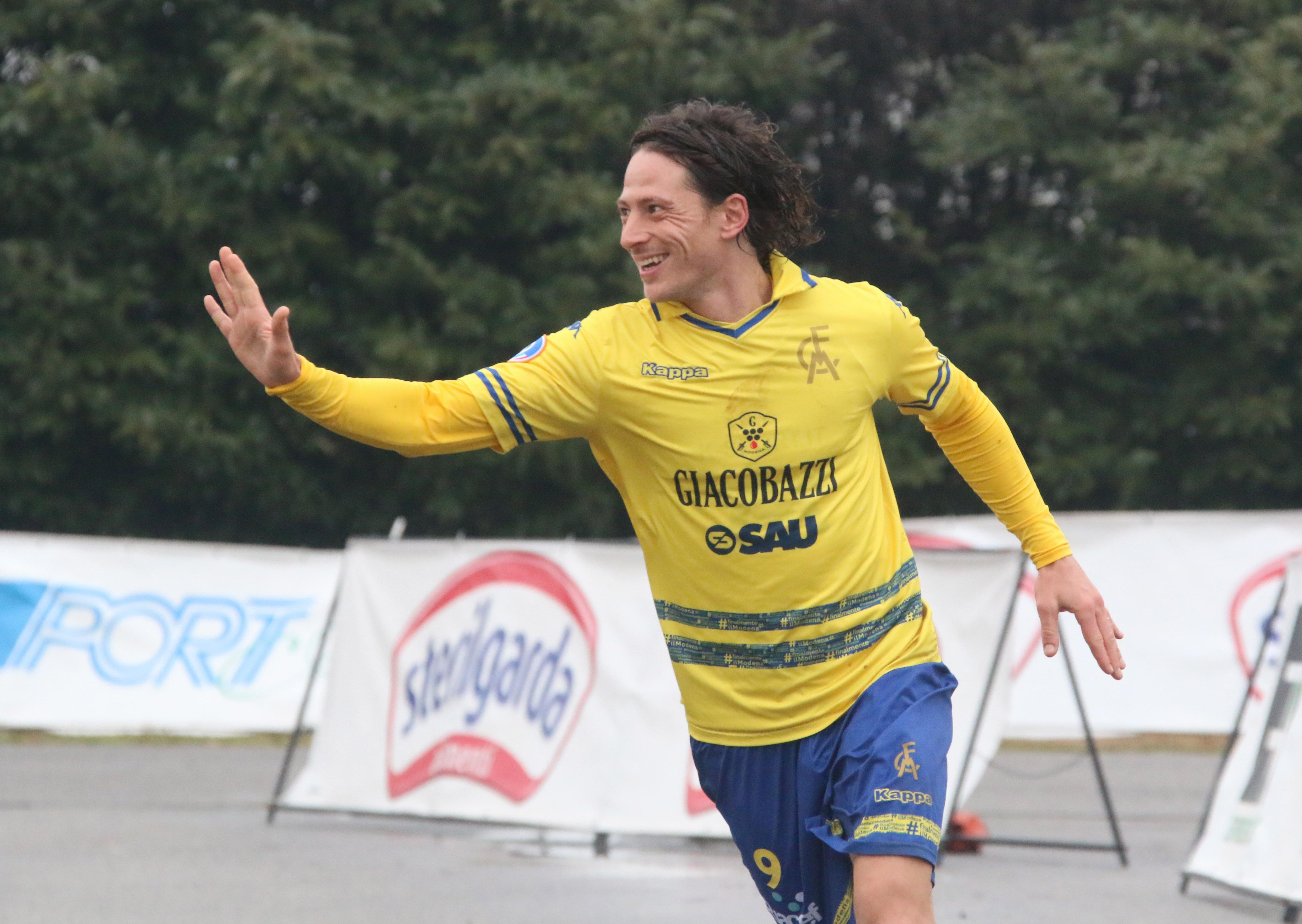 Serie D.Modena e Pavia, un girone giocato al rallentatore 