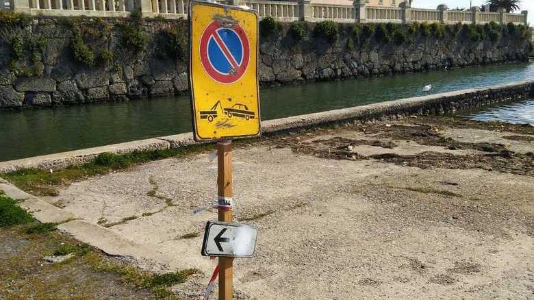 Laguna, inizia la pulizia dei canali