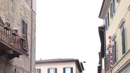 Ondata di furti nella notte in bar, edicole e pizzerie: danni e tanta rabbia