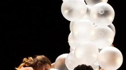 Con “Esemplari femminili” la danza contemporanea esplora il “pianeta donna”