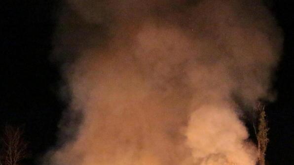 Indagini e polemiche sul rogo doloso in via Unità d’Italia