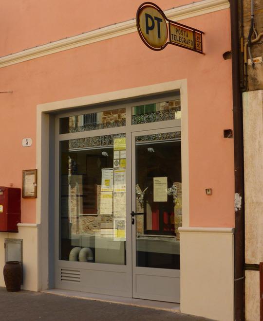 Poste, lavori terminati l’ufficio apre al pubblico