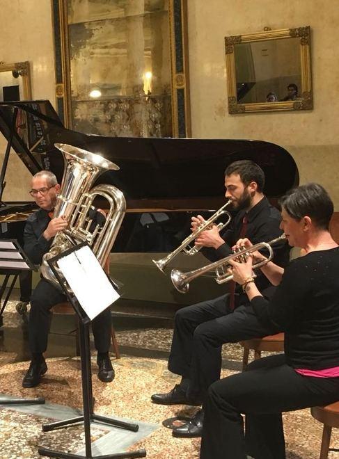 L’opera da tre soldi di Brecht e Weil Ensemble di ottoni al Bonacossi 