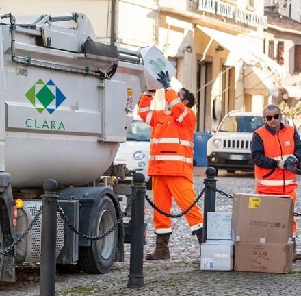 Tariffe dei rifiuti Il consiglio si infuria e Toselli ritira gli atti sul regolamento 