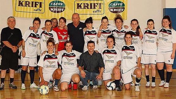 Il Football Woman pareggia Oggi in campo