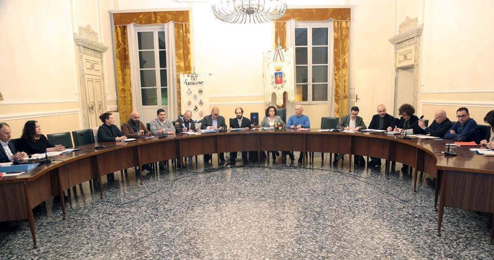 Primo Consiglio in municipio