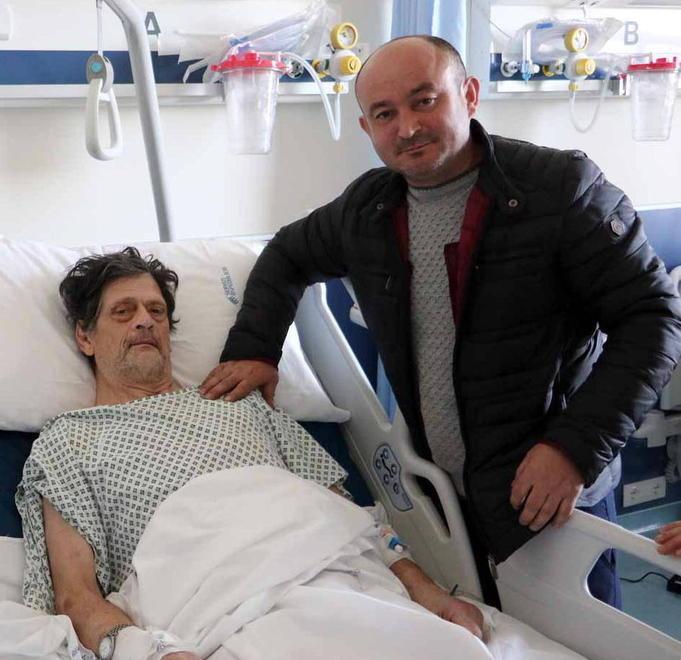Non risponde al campanello l’amico lo salva da un infarto,