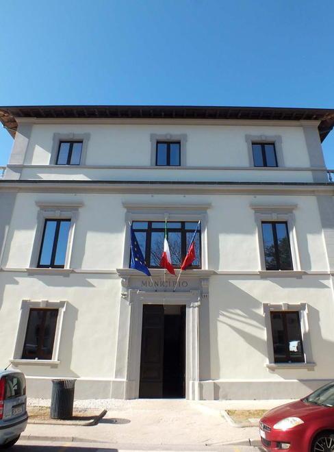 La lista Svoltiamo: «Serve un polo scolastico nuovo»