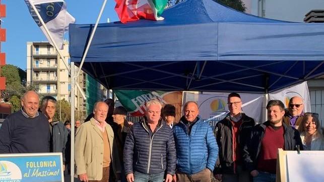 Il gazebo di Di Giacinto in via Litoranea